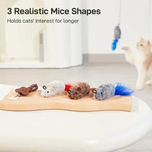 interactive mice with squeaky sound